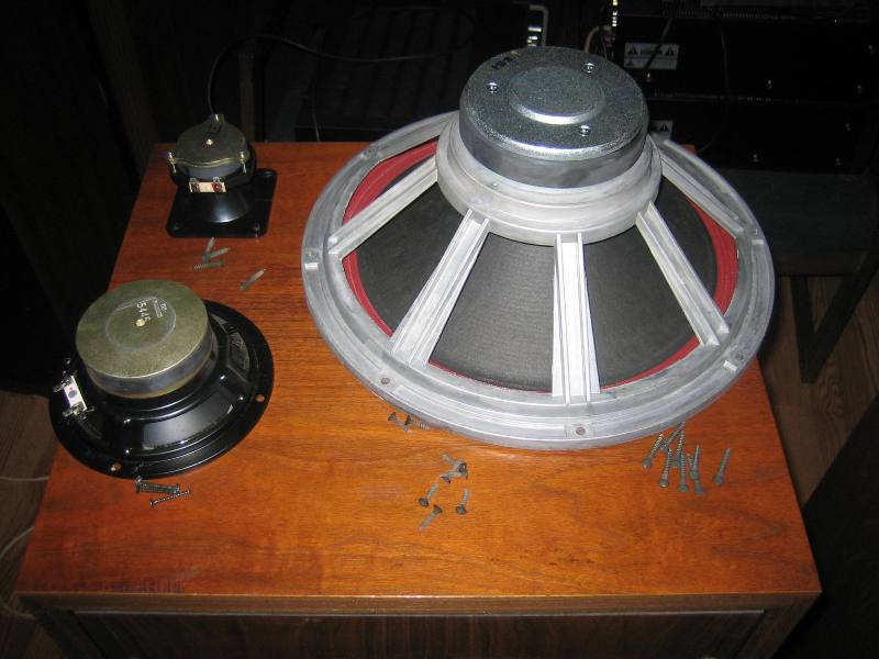 cerwin vega d9 woofer